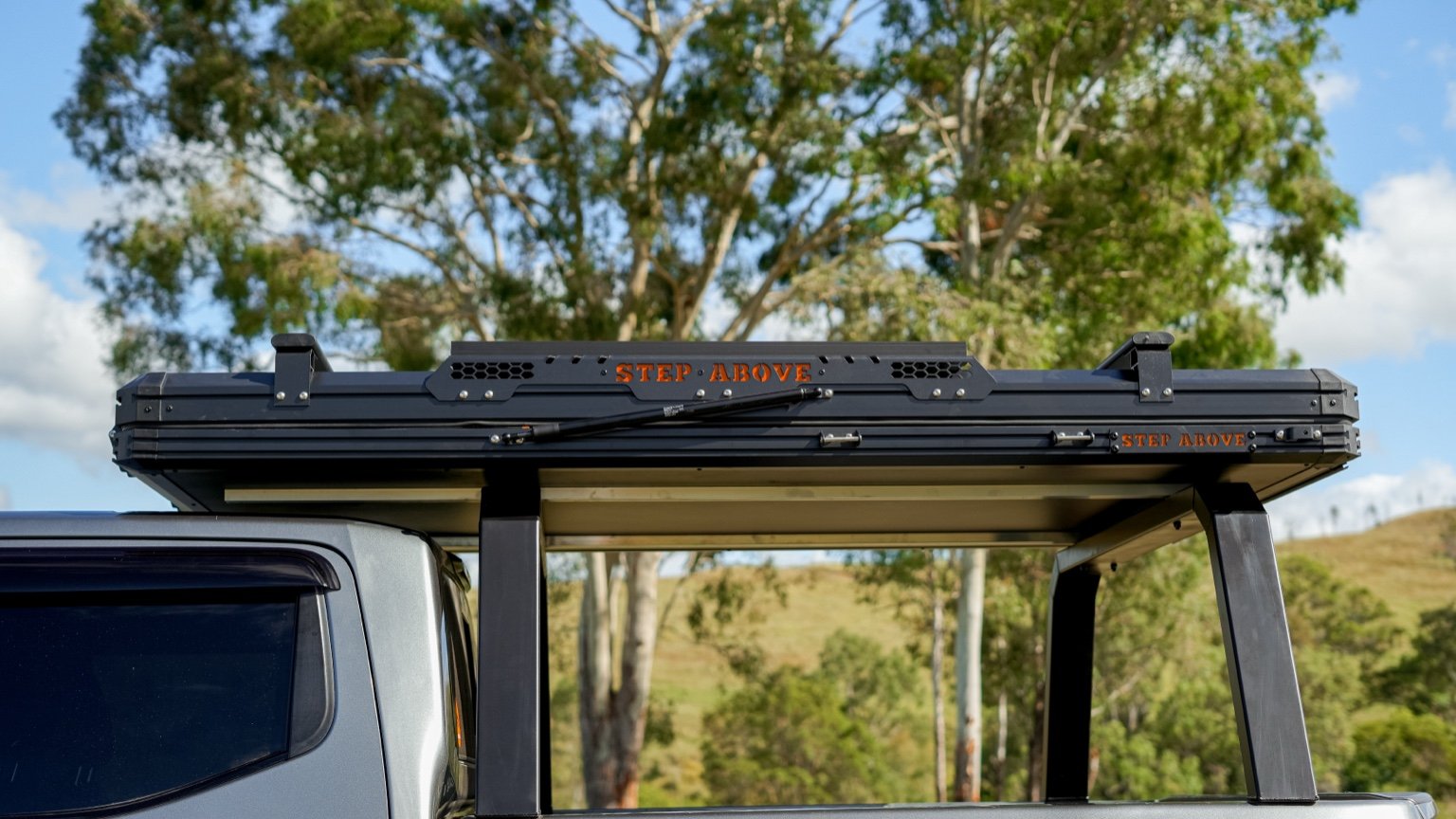 V9 Rooftop Tent + 230W Solar (February)