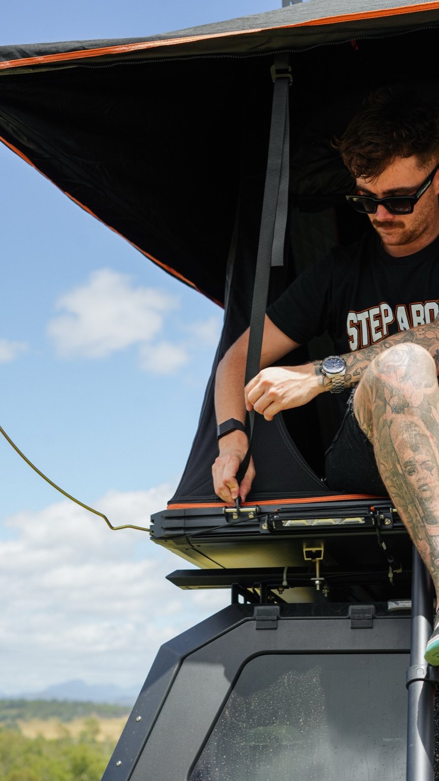 V9 Rooftop Tent + 230W Solar (February)