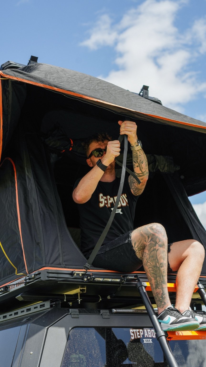 V9 Rooftop Tent + 230W Solar (February)