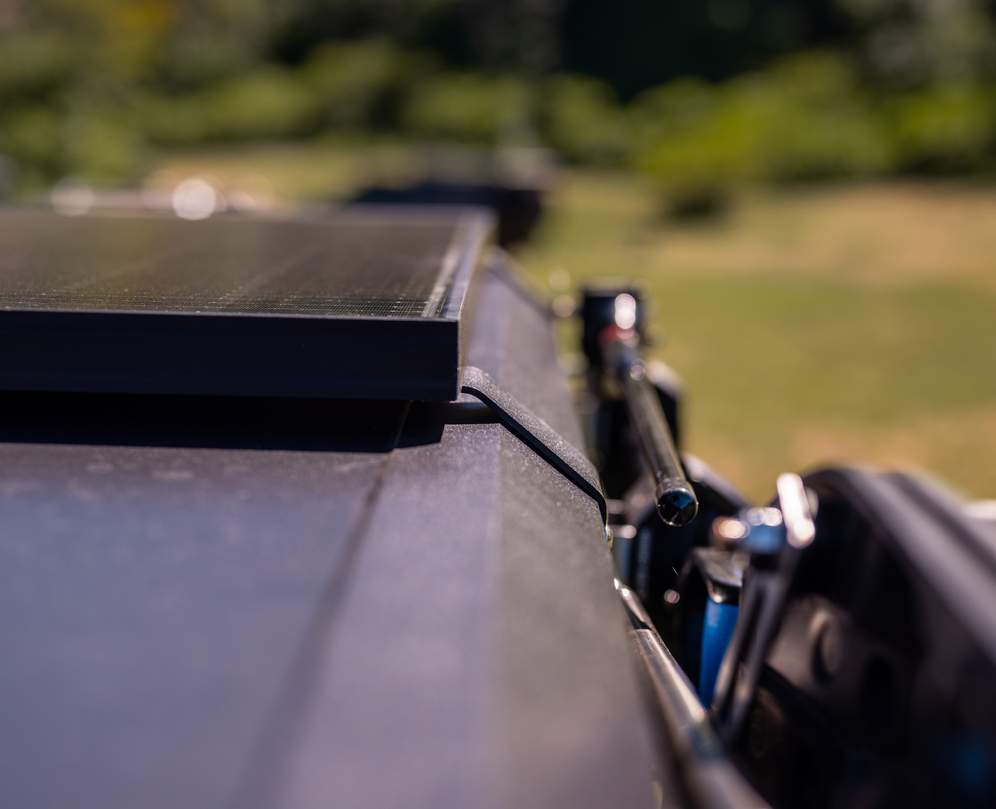 230W solar + Low profile brackets (Z-Type) - Bundle